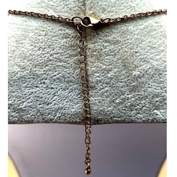 Vintage-Inspired Floral Medallion Necklace & Crystal-Studded Bracelet Set.  C5 - Picture 8 of 15